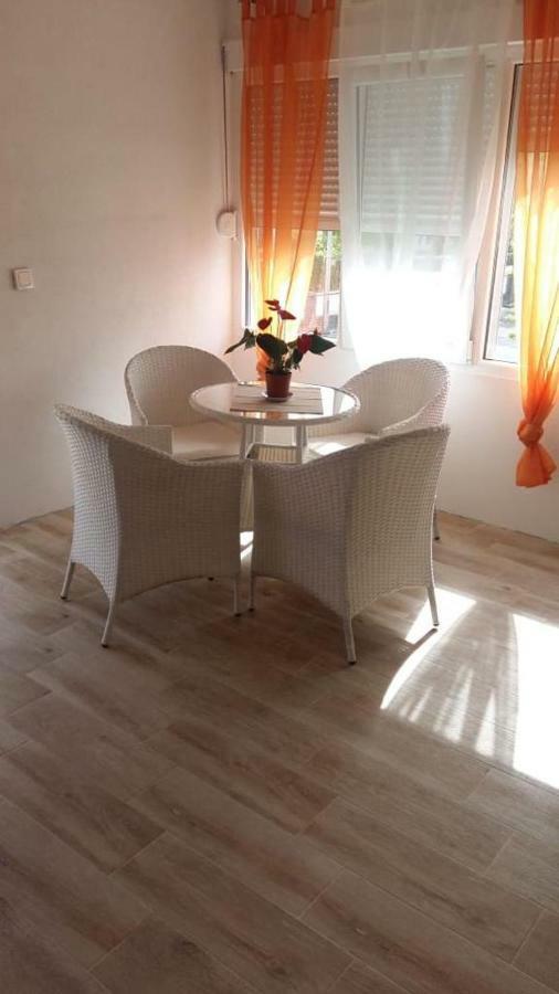 Macko, Apartmani Tivat Zewnętrze zdjęcie